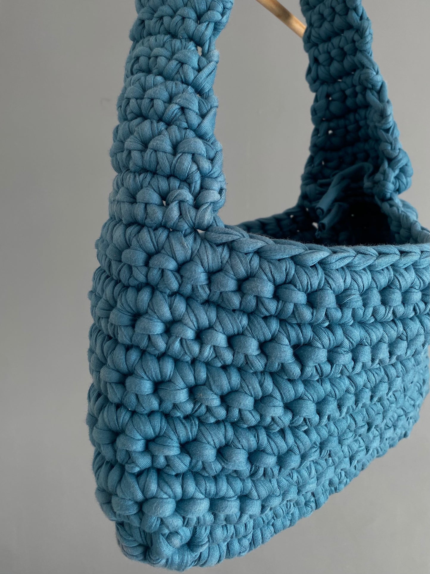 Sac en crochet turquoise clair