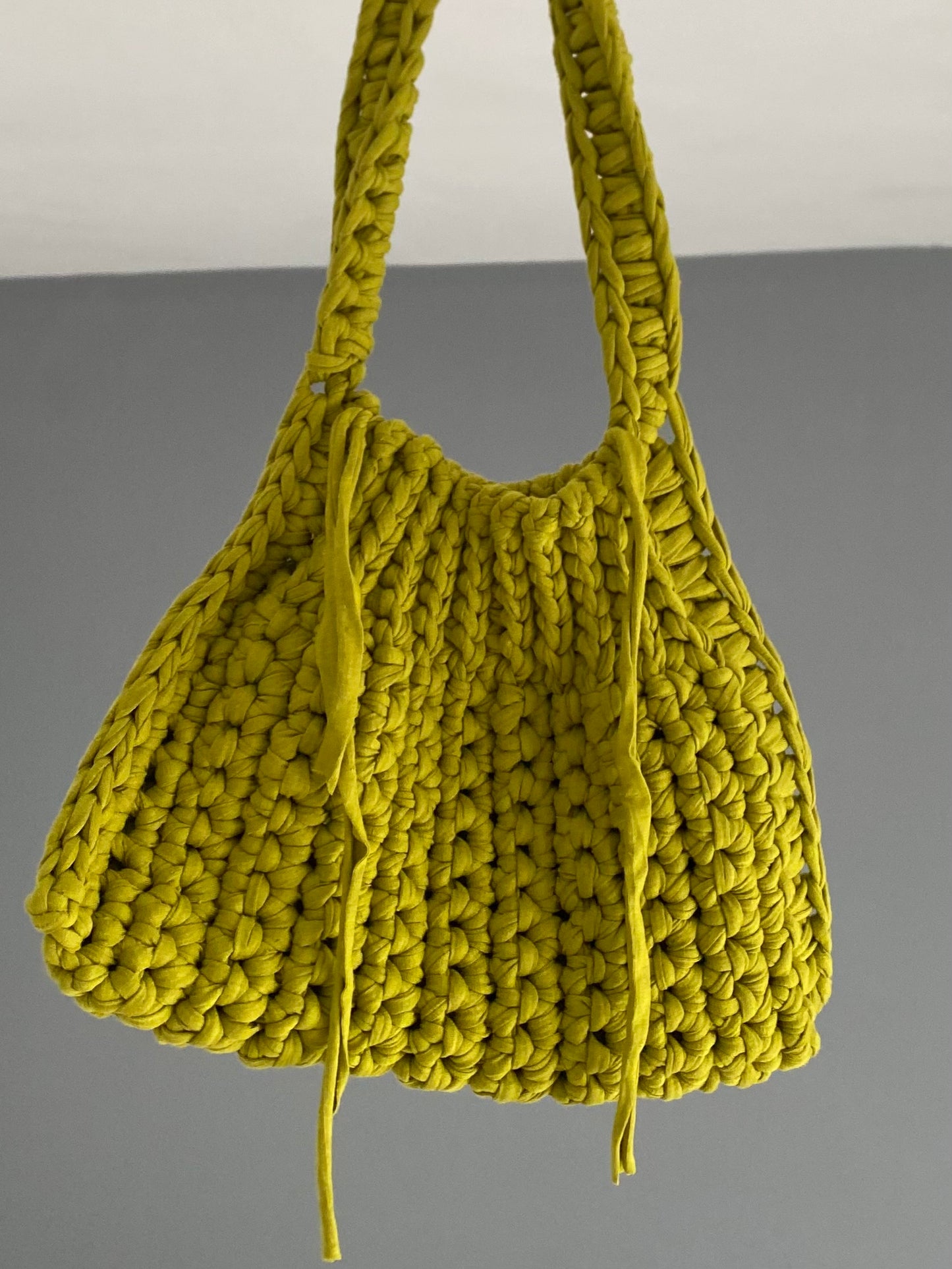 Sac triangle en crochet vert « Shrek »