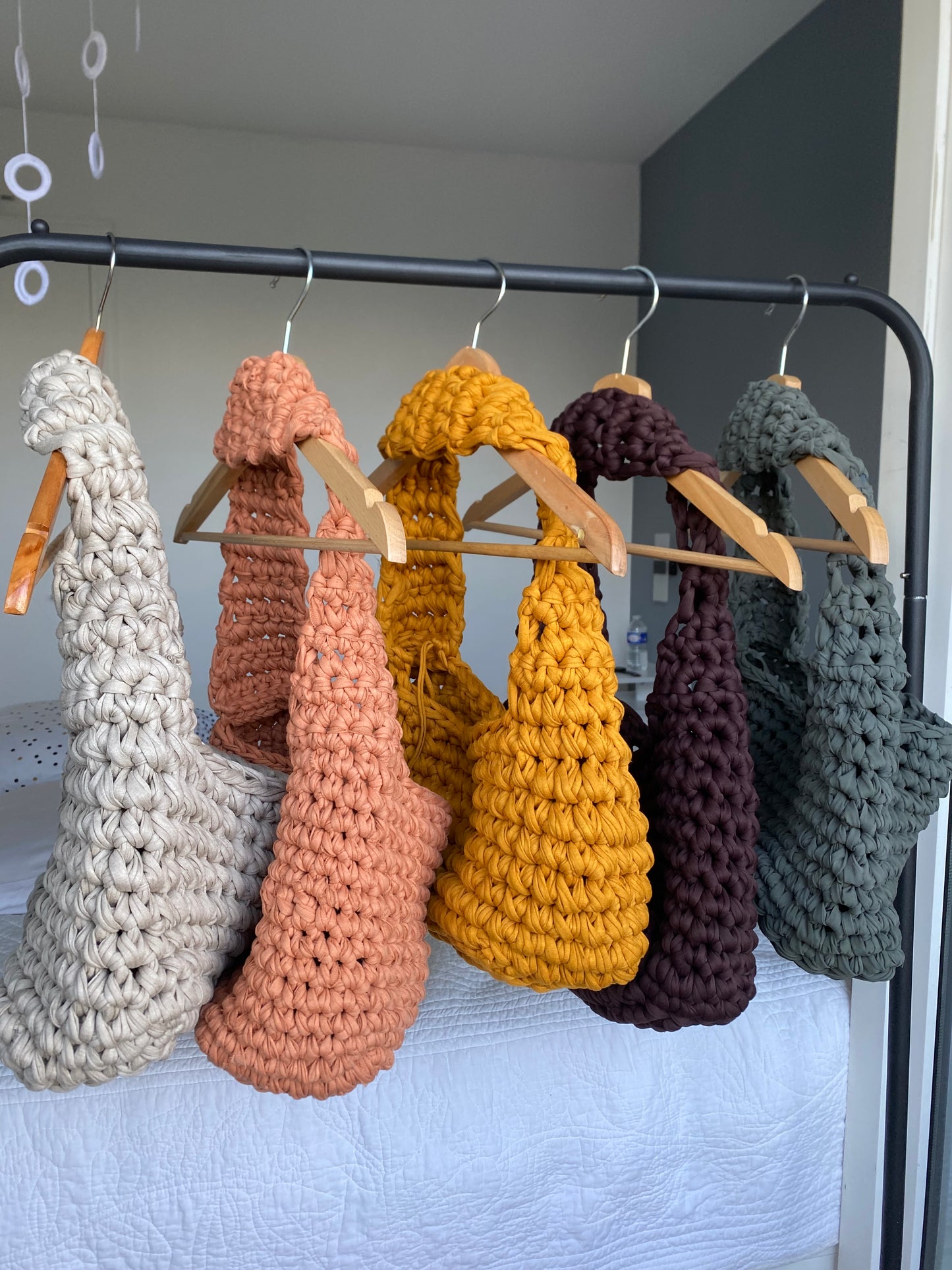 Sac en crochet bandoulière gris-kaki