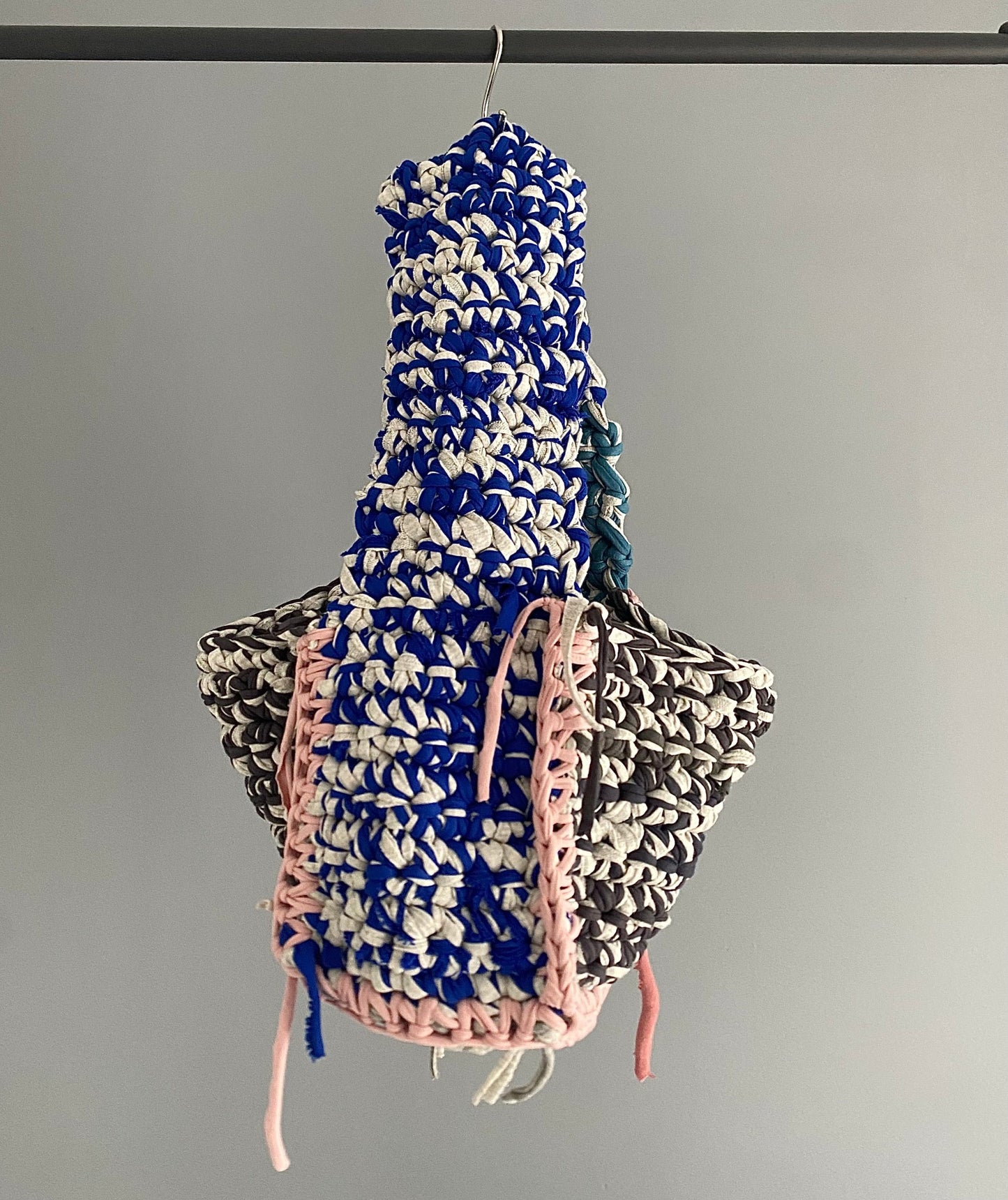 sac en crochet fait main de côté mabré unique