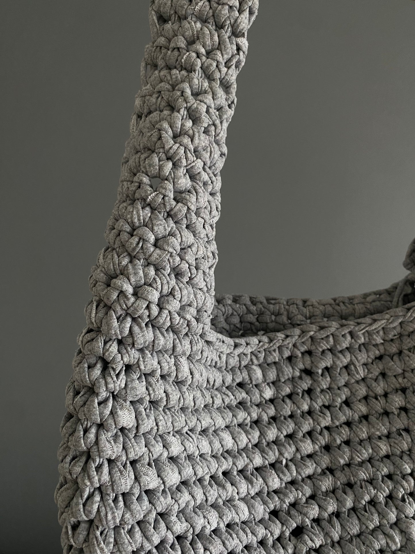 BIG Sac en crochet gris