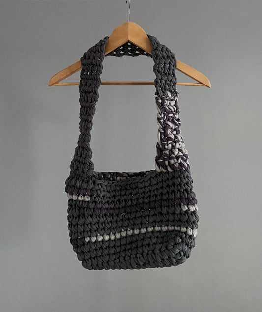 Sac en crochet gris et prune marbré