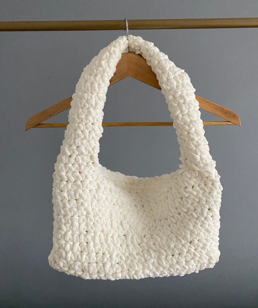 Sac en crochet blanc cassé pilou pilou