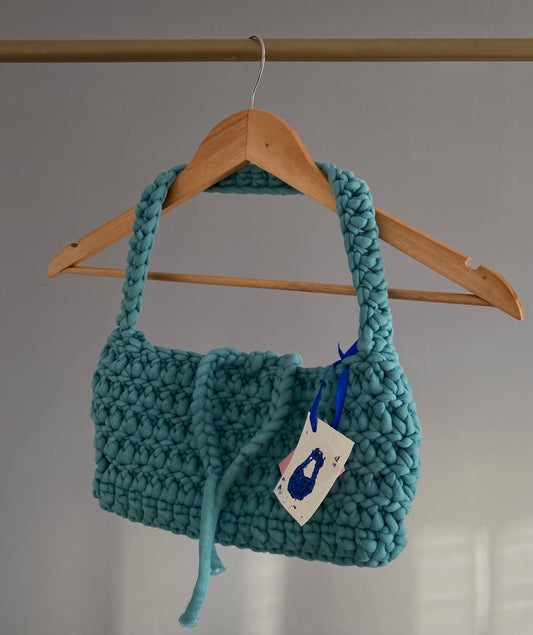 Sac baguette en crochet turquoise