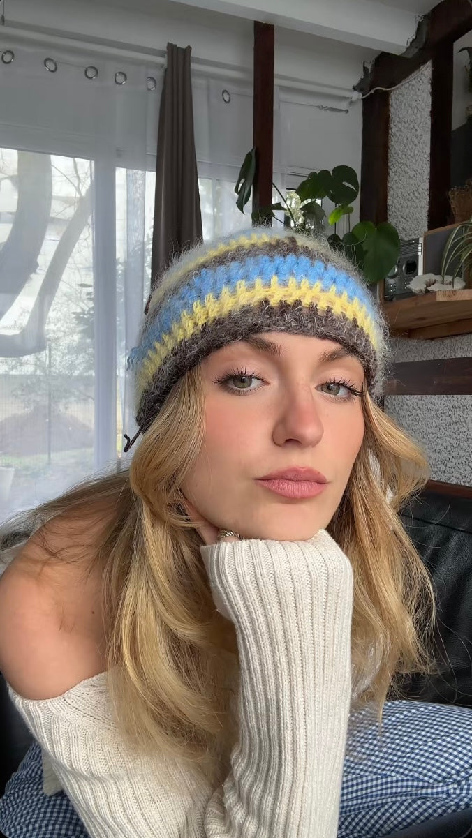 Beanie fait main rayé en mohair et coton