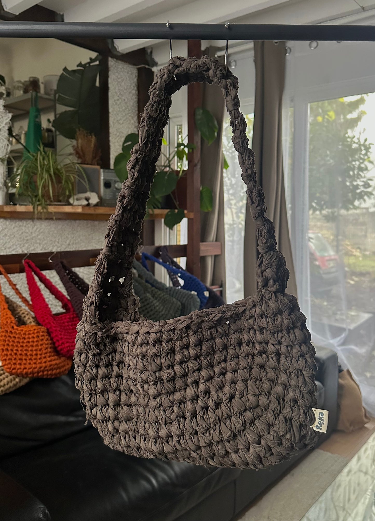 Sac en crochet bandoulière marron destroy