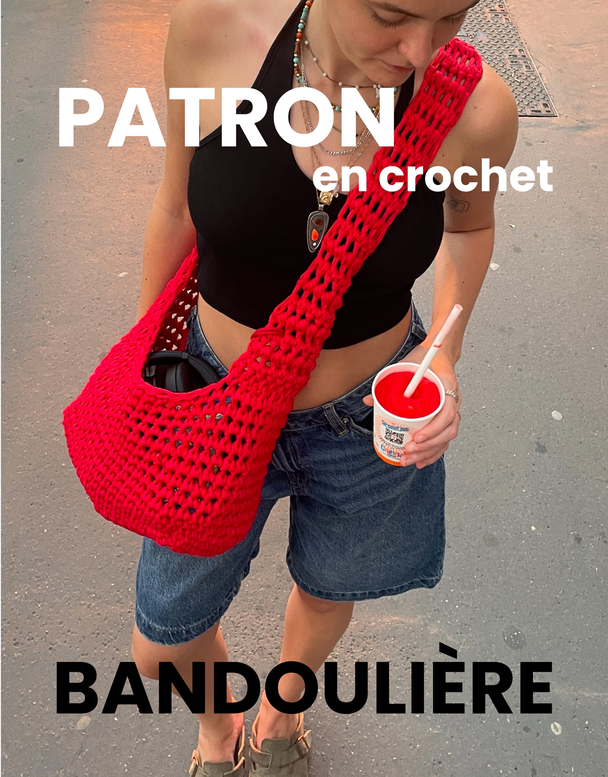 photo d'un sac en crochet fait main couverture du pdf du sac en bandoulière à reproduire 