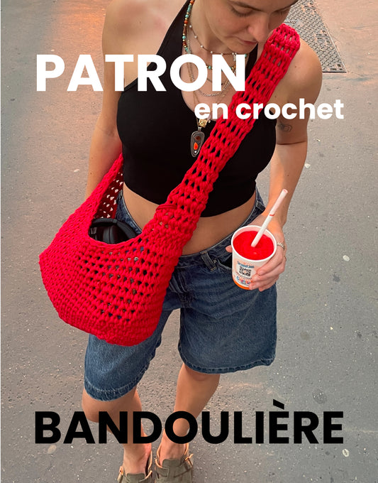 photo d'un sac en crochet fait main couverture du pdf du sac en bandoulière à reproduire 