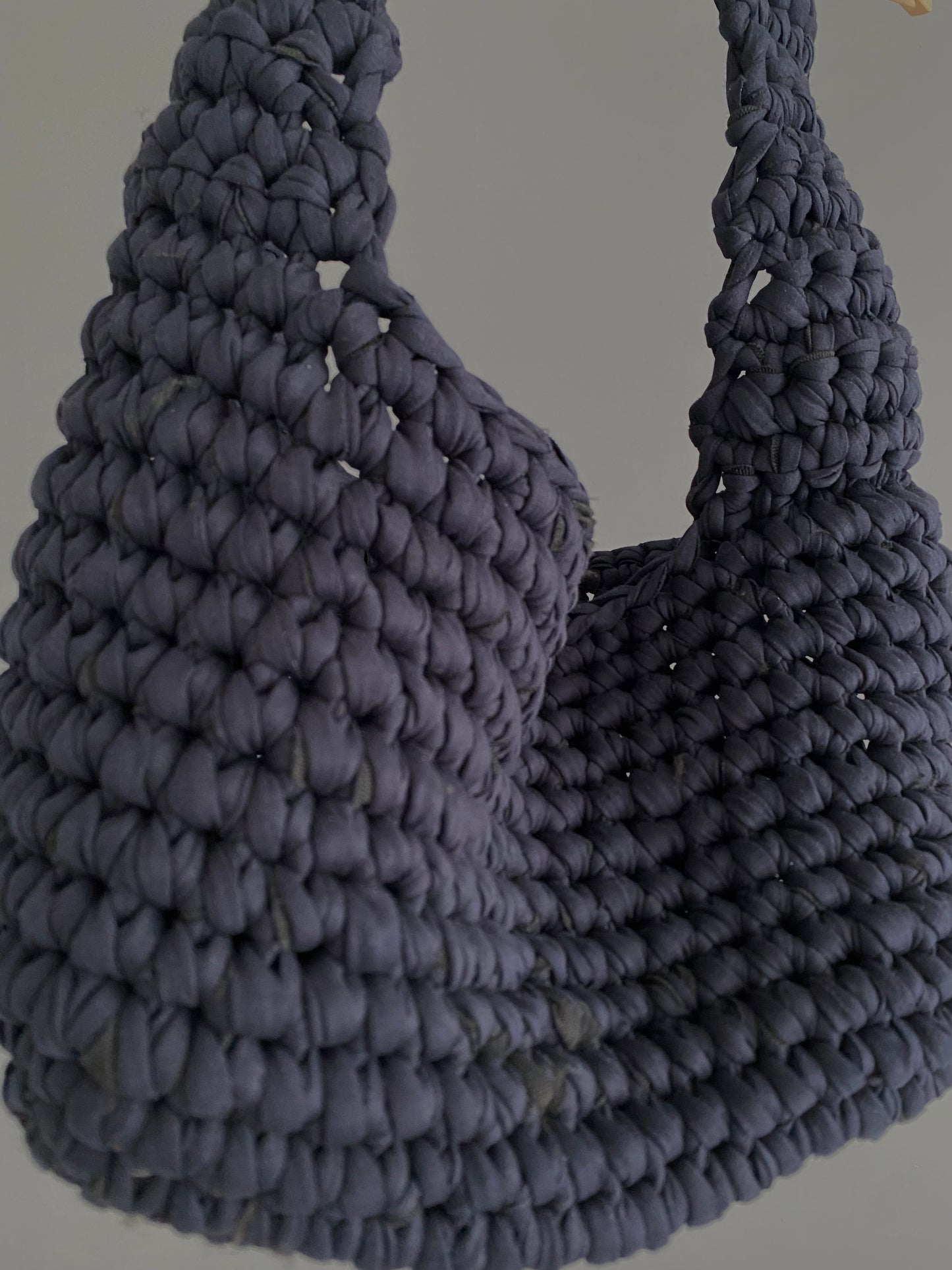 BIG Sac en crochet bleu marine