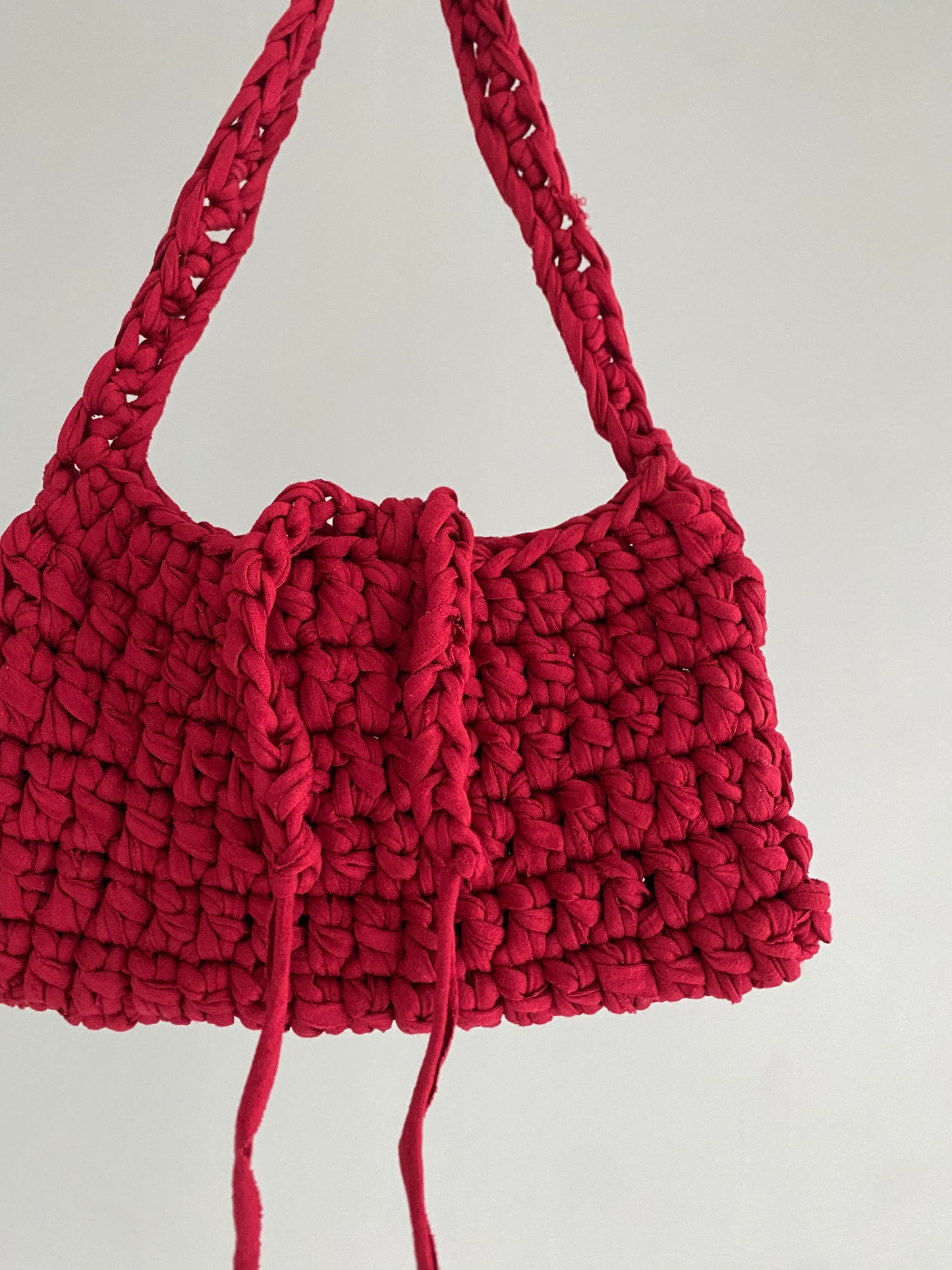 Sac baguette en crochet bordeaux