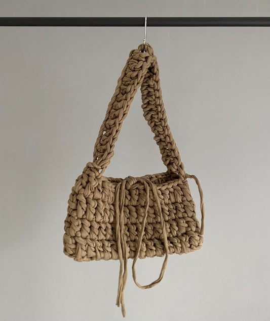 sac baguette en crochet taupe