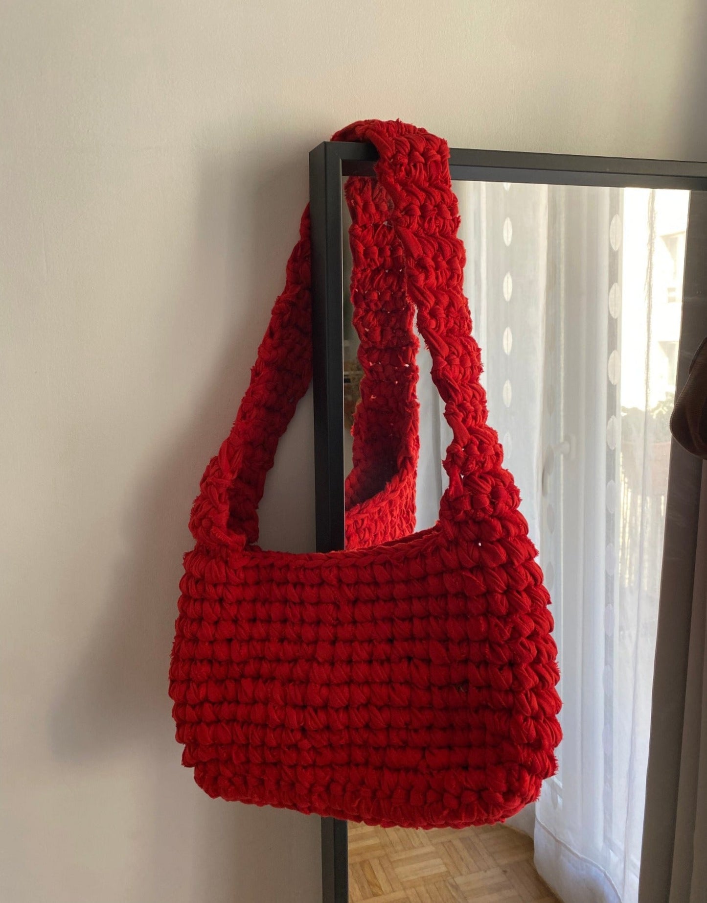 sac en bandoulière fait main rouge